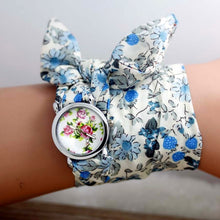 Load image into Gallery viewer, New design Ladies flower cloth watches