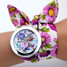 Load image into Gallery viewer, Ladies flower Watch