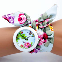 Load image into Gallery viewer, Ladies flower cloth Watch