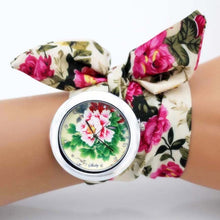 Load image into Gallery viewer, Ladies flower cloth Watch