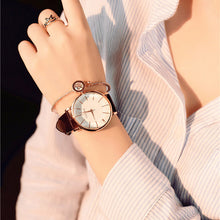 Load image into Gallery viewer, Classic women Watch