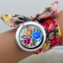 Load image into Gallery viewer, Blue Flower Watch