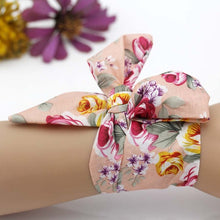 Load image into Gallery viewer, Blue Flower Watch